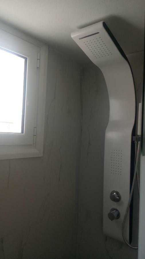 אתונה Apartment Near Stavros Niarchos Park & Acropolis מראה חיצוני תמונה